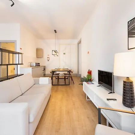 Apartment Colosseum Building - Theta Lisbon